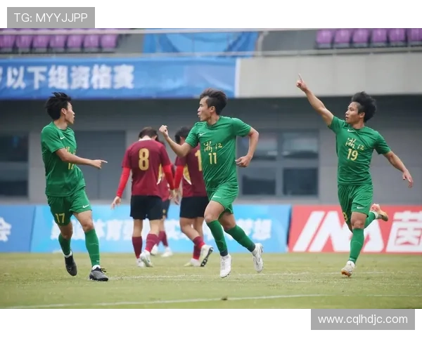 足球明星热爱篮球运动的背后故事与精彩瞬间分享